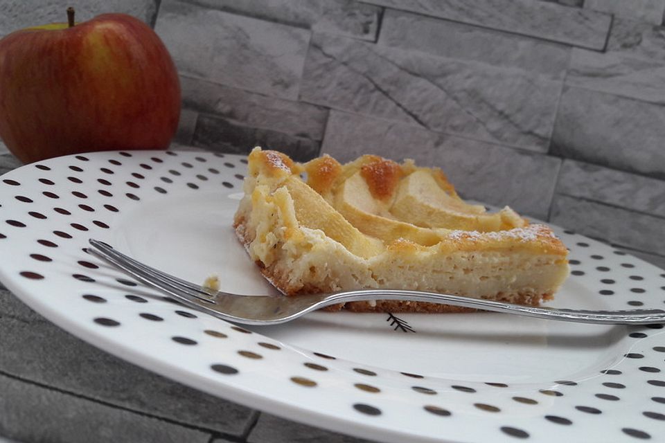 Apfelkuchen mit Vanilleschmand