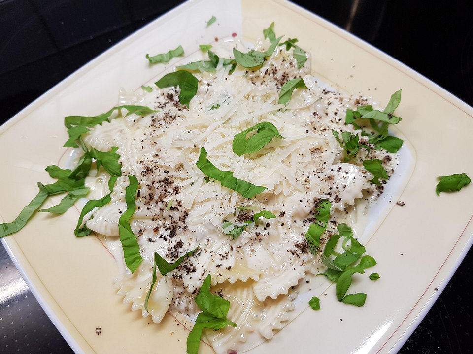 Penne mit Gorgonzola und Parmesan von Gummifisch| Chefkoch Penne mit Gorgonzola und Parmesan von Gummifisch| Chefkoch