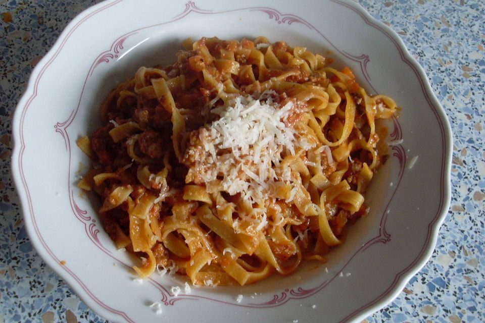 Tagliatelle all Uovo alla Bolognese