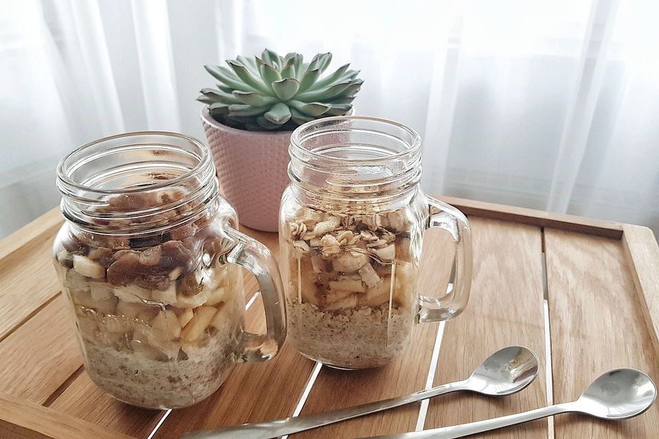 Overnight Oats mit Apfel, Banane und Zimt