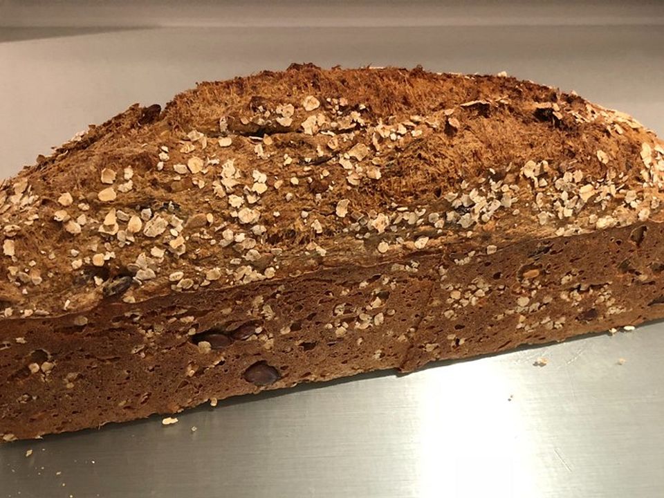 Dinkel-Vollkornbrot mit Möhren und Chia von mlampe2| Chefkoch