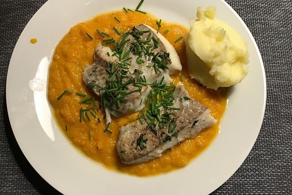 Kabeljau in Kürbiscreme