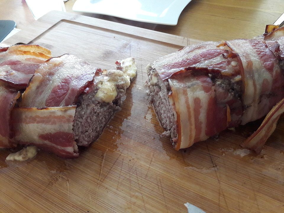 Bacon Bomb mit Käsefüllung vom Grill von VikAlex05 Chefkoch