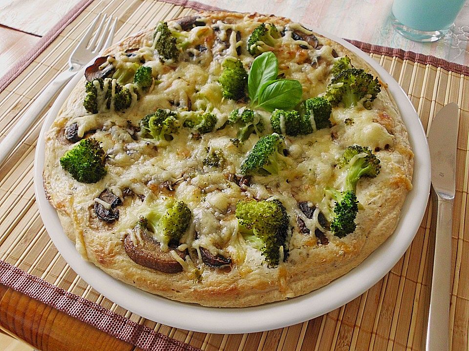 Brokkoli - Pizza von Fabinea| Chefkoch