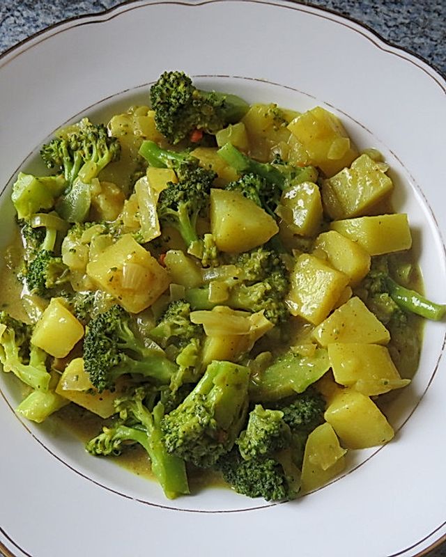 Brokkoli-Kartoffel-Curry