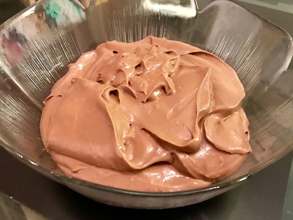 Schokoladenpudding mit Sahne von Supergrobi23| Chefkoch