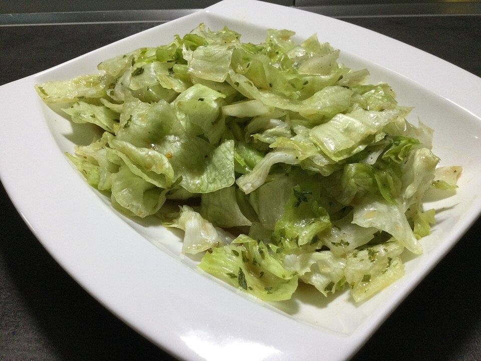 Salatdressing mit Senf für Eisbergsalat von Danaliii| Chefkoch