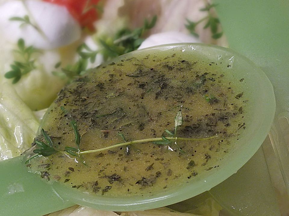 Kräuter - Knoblauch - Senf Dressing von Kochlöffelschwinger | Chefkoch