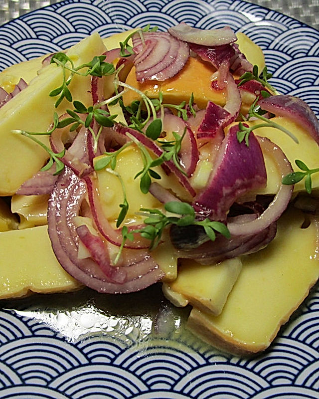 Limburger-Zwiebel-Salat