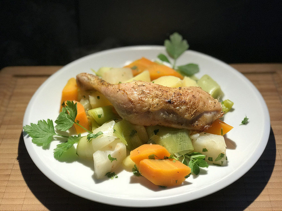 Hähnchenkeule mit Bouillongemüse von bwnu| Chefkoch