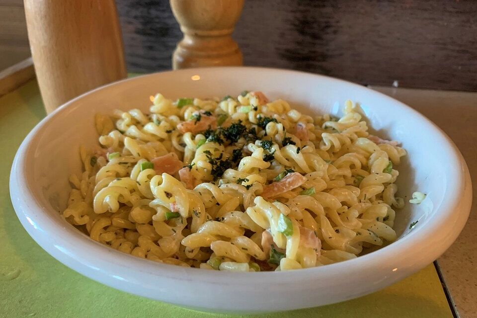Onepot Spirelli mit Räucherlachs Onepot Spirelli mit Räucherlachs