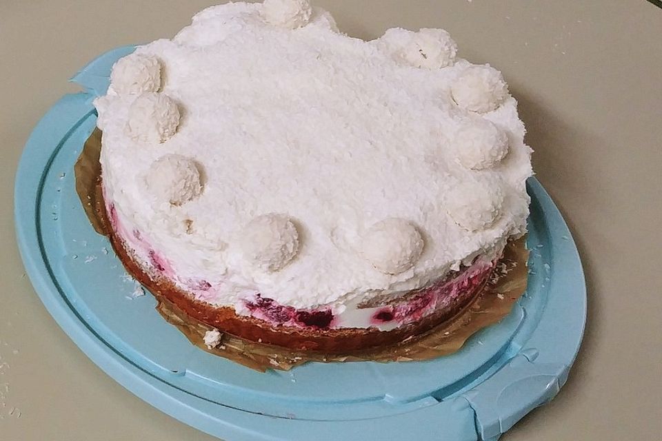 Raffaello-Himbeer-Torte