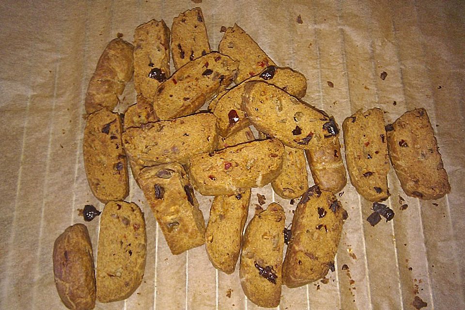 Chili - Oliven - Cantuccini