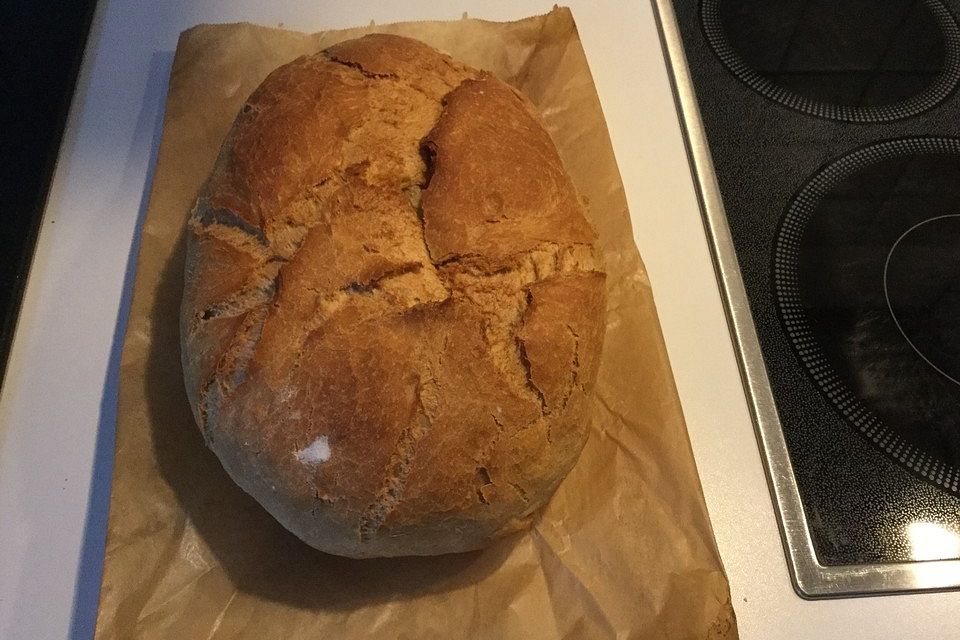 Bauernbrot aus dem Römertopf