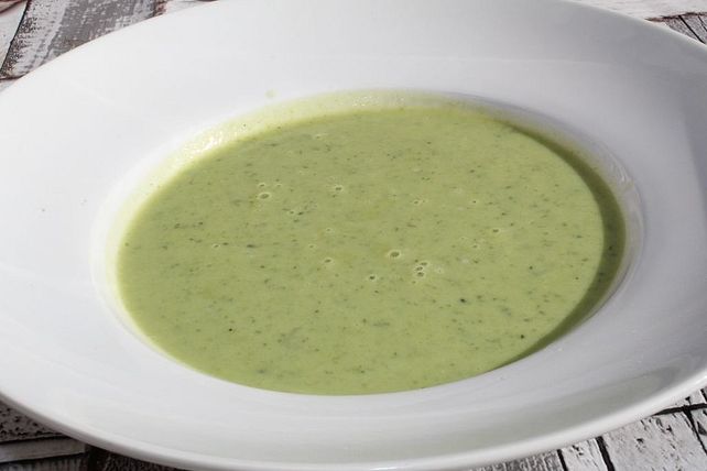 Brokkoli-Kartoffel-Suppe aus dem Thermomix von Spatzens| Chefkoch