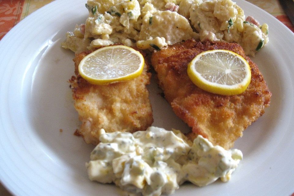 Backfisch mit Kräuter-Kartoffel-Salat