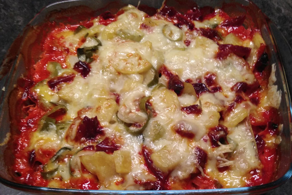 Rote Bete-Kartoffel-Lauch-Gratin