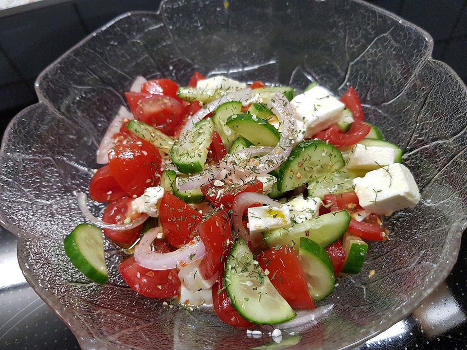 Fast griechischer Bauernsalat von Knoblauchfeee | Chefkoch