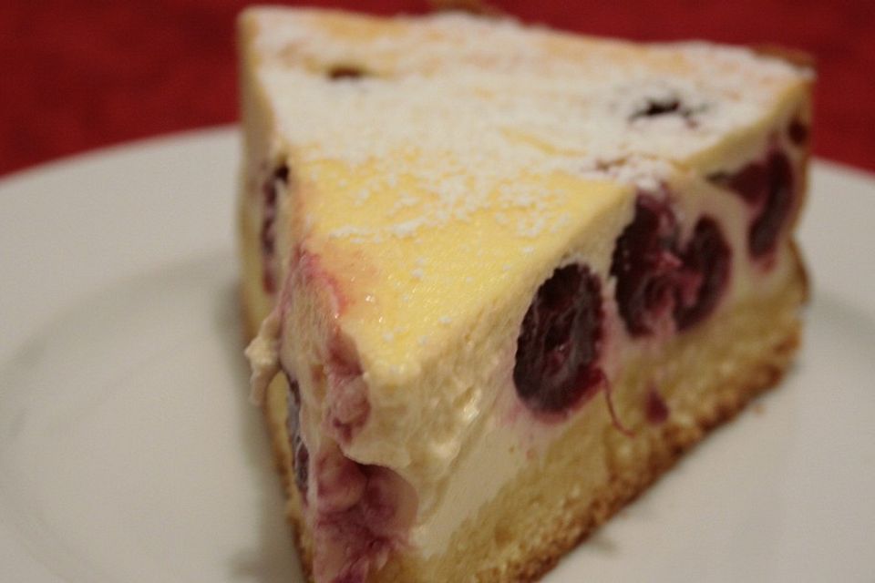 Quark-Kirsch-Kuchen