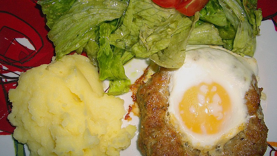 Eier im Hackfleischnest von Sonja