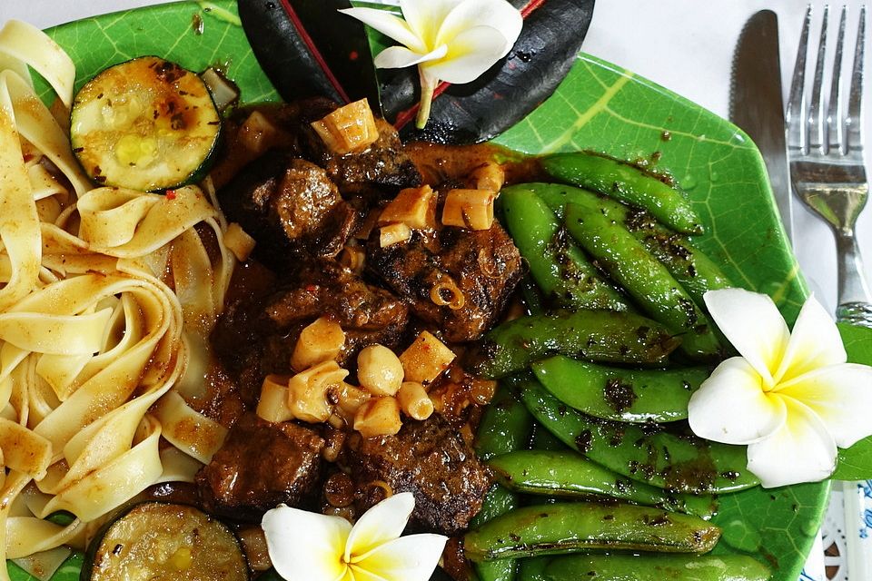 Rendang daging sapi kurang pedas ala Bandung