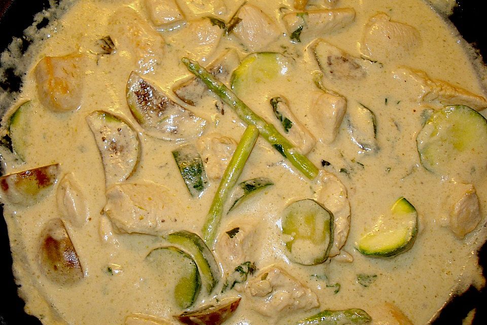 Grünes Hähnchencurry Grünes Hähnchencurry