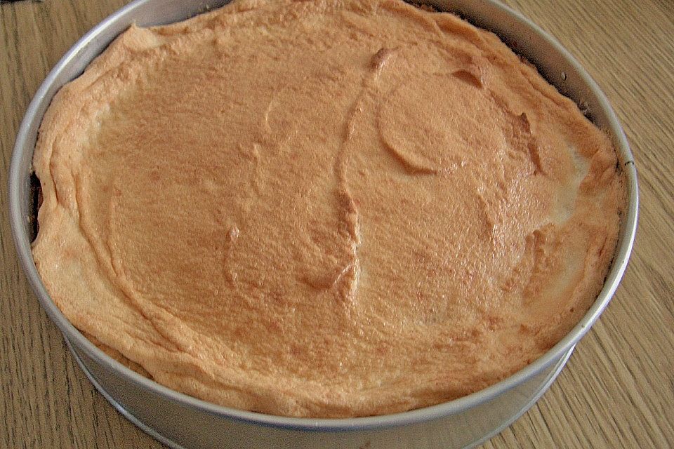 Diät - Quarkkuchen,  mit Eierschneedecke für Springform