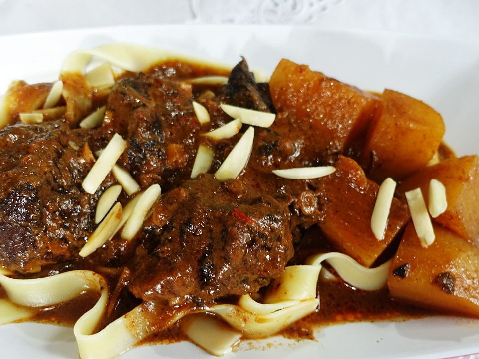 Rendang Kentang dan Sapi "Denpasar" von dieter_sedlaczek | Chefkoch