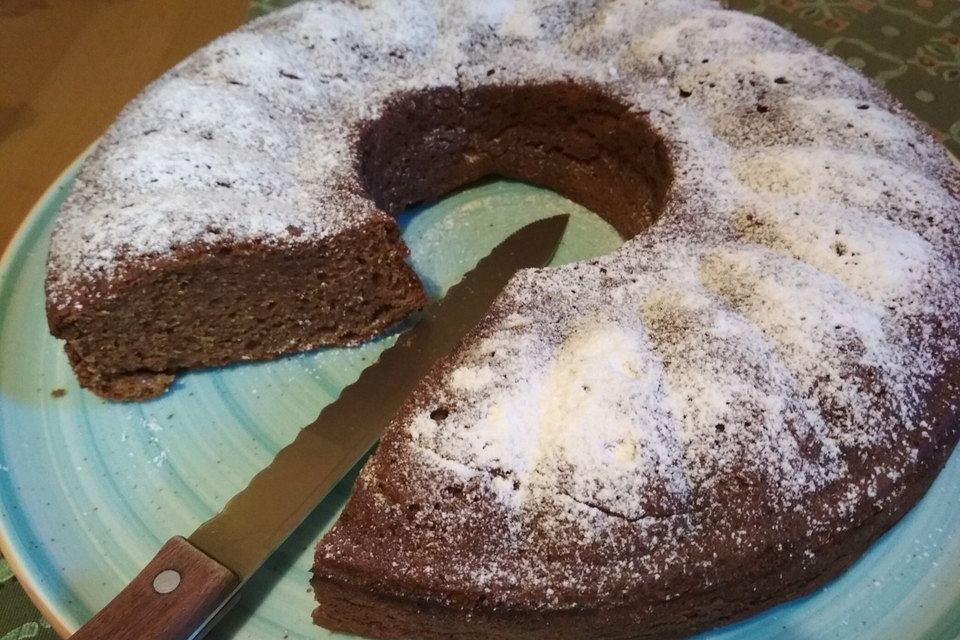 Weihnachtlicher Topfkuchen mit Kakifrüchten