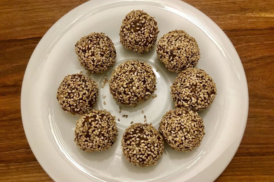 Powerballs mit in Grappa eingelegten Feigen