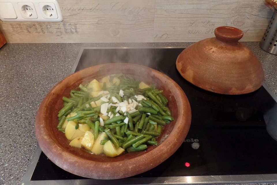 Kartoffel-Bohnen-Tajine mit Balsamicoessig