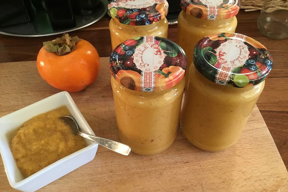 Kakimarmelade mit Ingwer und Zitrone