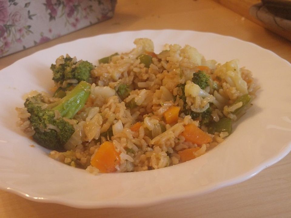 Gebratener Reis mit Gemüse von Laura_Cecilia| Chefkoch