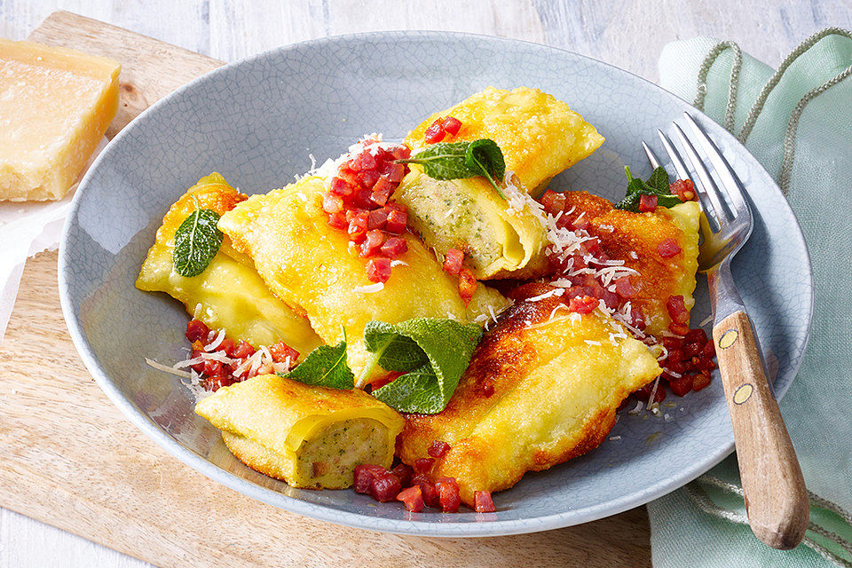 Gebratene Maultaschen in Salbeibutter