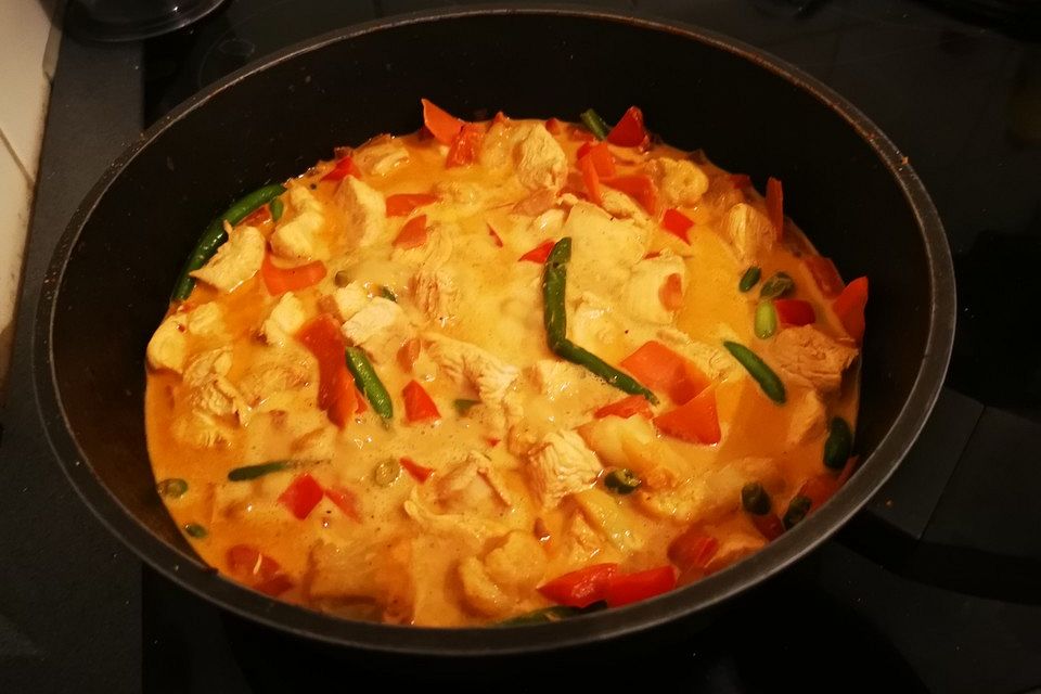 Leckeres Hähnchen-Gemüse-Curry