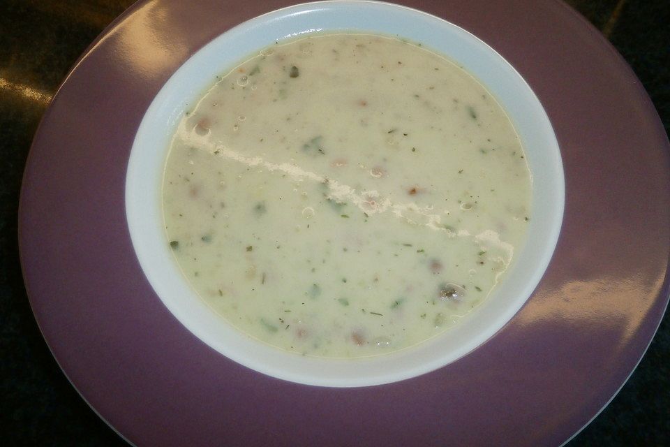 Kartoffelsuppe aus restlichem Kartoffelstampf