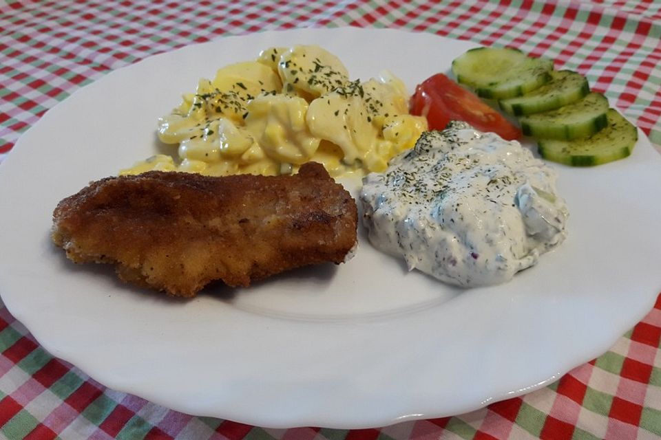 Seelachs-Schnitzel mit Kartoffelsalat à la Gabi