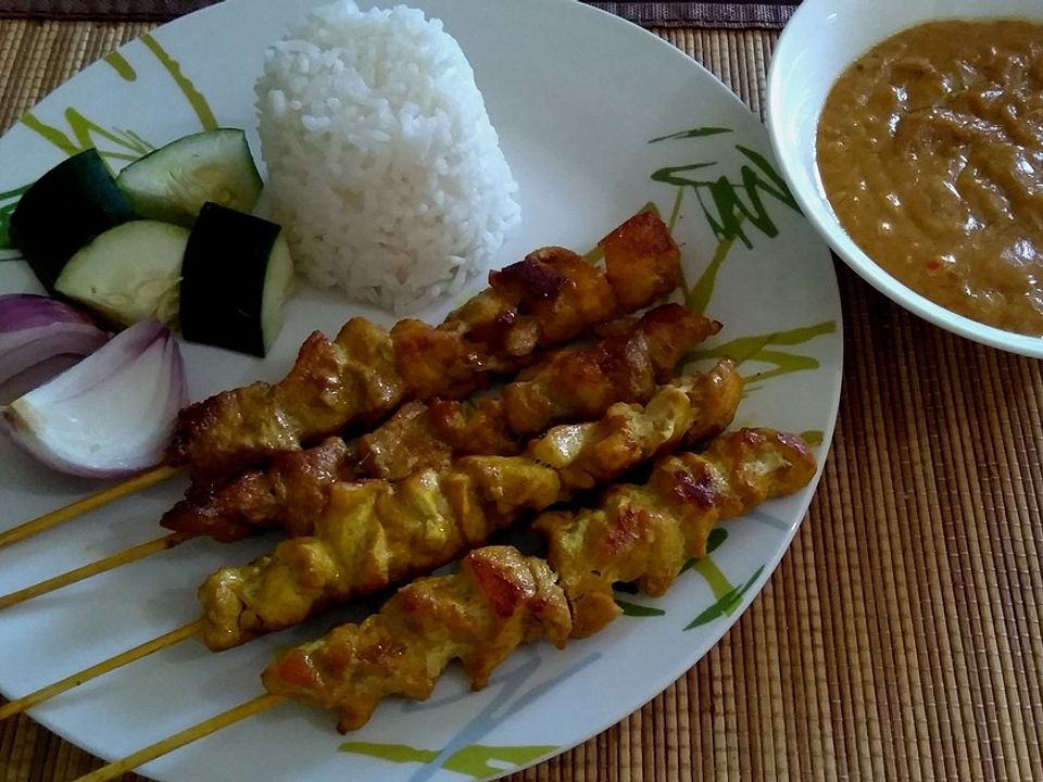 Saté-Spieße mit Erdnusssauce von Bingo19| Chefkoch Saté-Spieße mit Erdnusssauce von Bingo19| Chefkoch