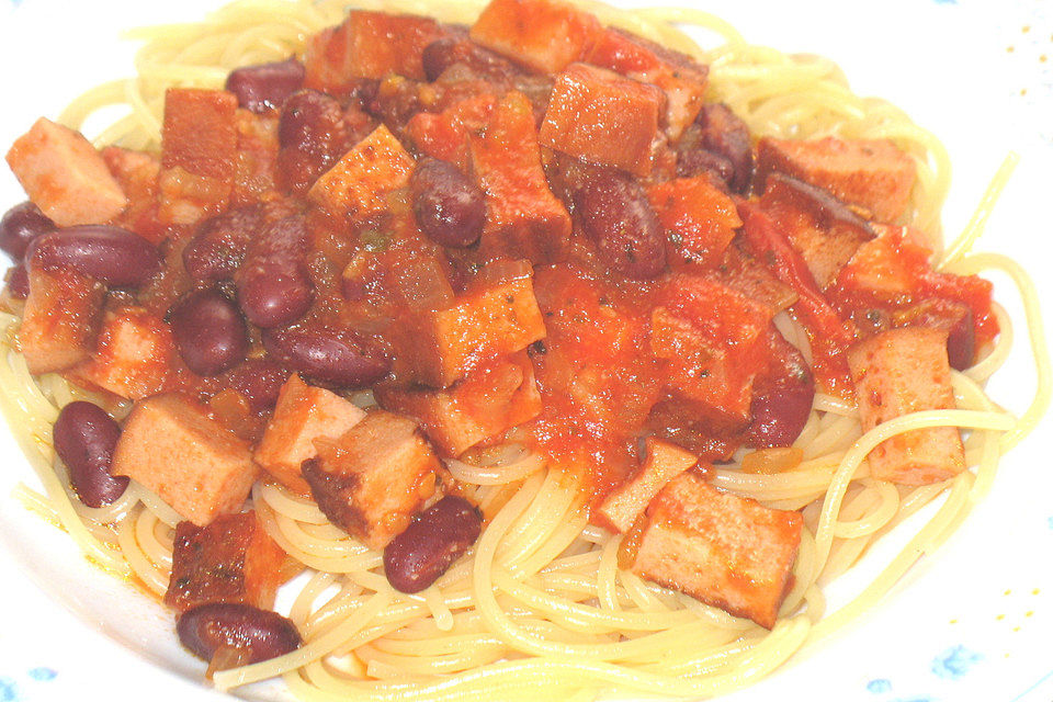 Chili-Spaghetti mit Fleischkäse