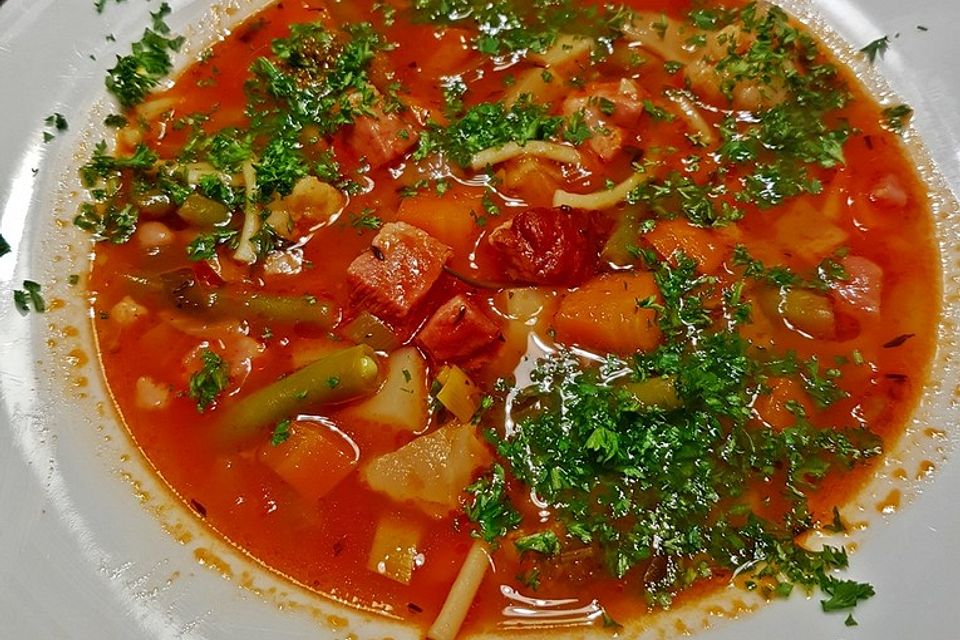 Gemüse-Kasseler-Suppe