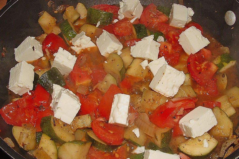 Zucchini - Schafskäse - Pfanne