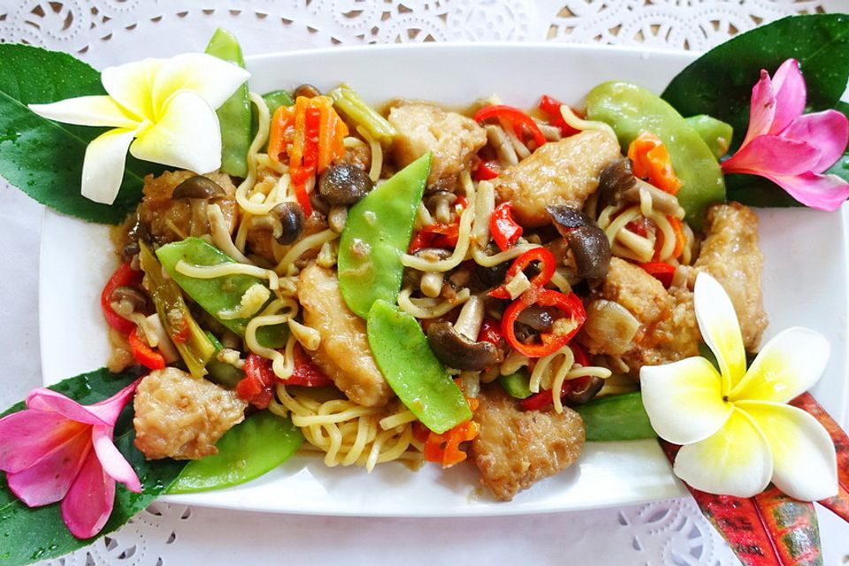 Mie Goreng Ayam dan Jamur ala Kuta