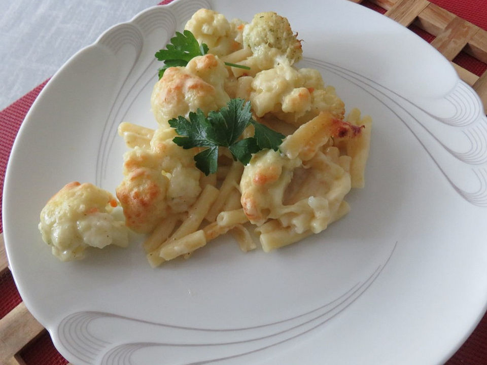 Käse-Makkaroni-Auflauf mit Brokkoli und Blumenkohl von McMoe| Chefkoch