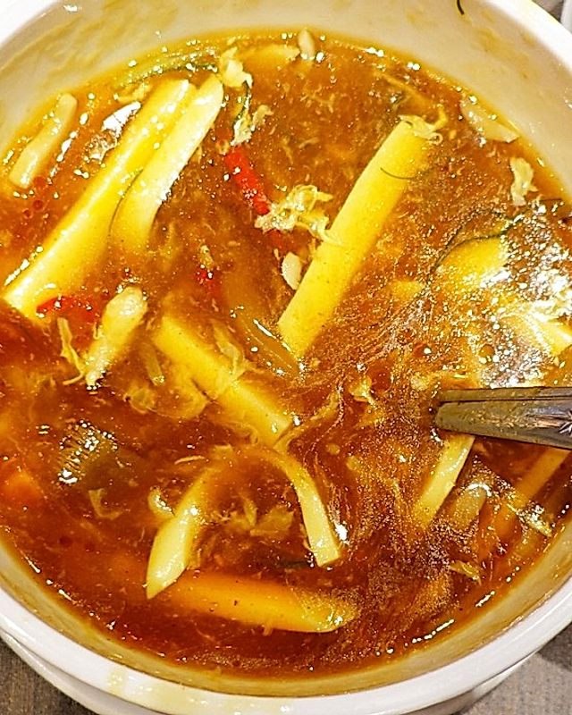 Chinesische scharf-saure Suppe à la Szechuan