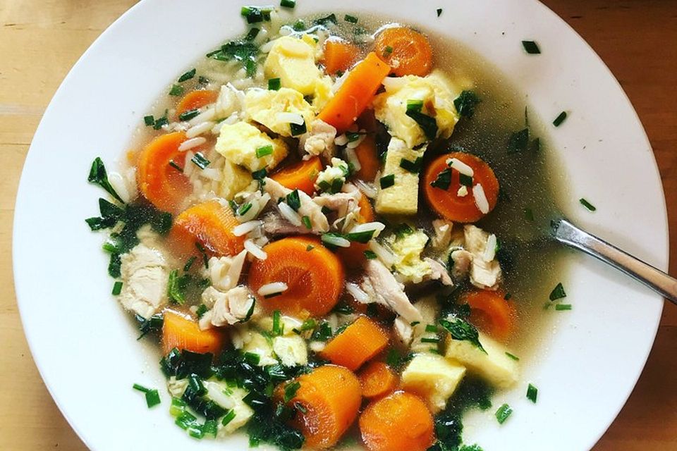 Hühnersuppe mit Reis Hühnersuppe mit Reis