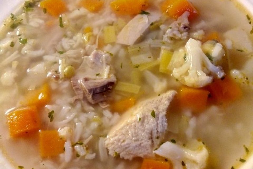 Hühnersuppe mit Reis Hühnersuppe mit Reis