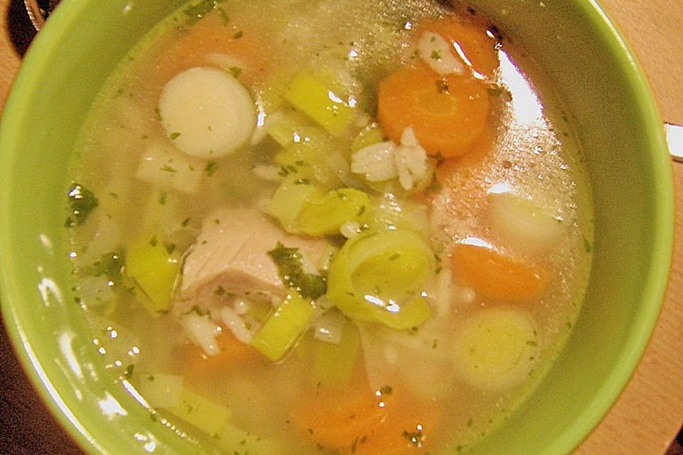 Hühnersuppe mit Reis Hühnersuppe mit Reis