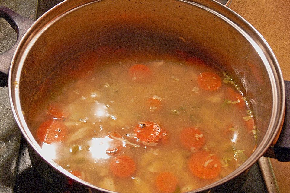 Hühnersuppe mit Reis Hühnersuppe mit Reis
