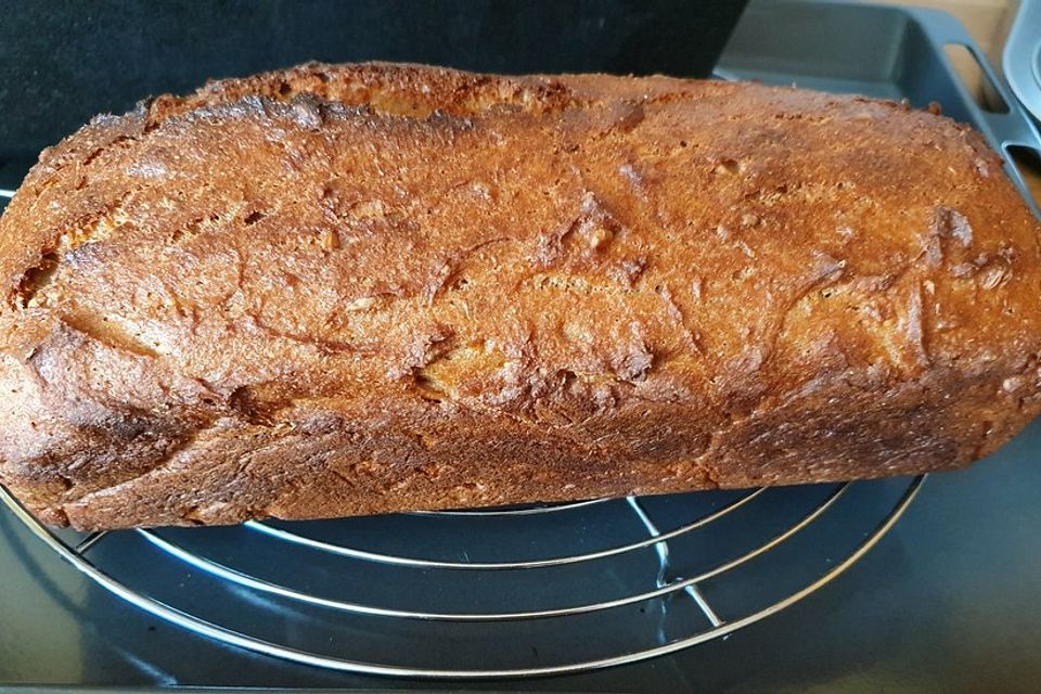 Knuspriges Dinkelvollkornbrot aus dem Dutch Oven Knuspriges Dinkelvollkornbrot aus dem Dutch Oven