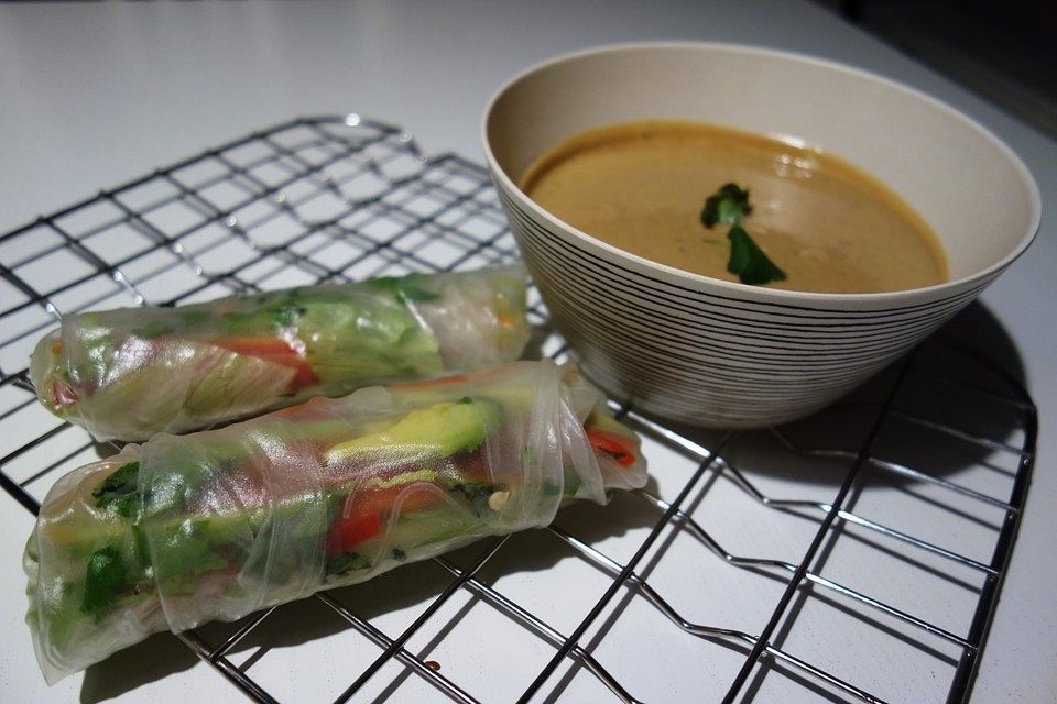 Summer Rolls mit Erdnussdip